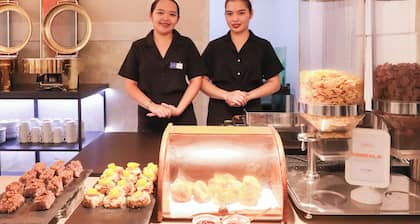 Hotel DreamWorld North EDSA