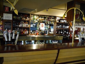Bar (in der Unterkunft)