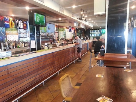 Bar (en la propiedad)