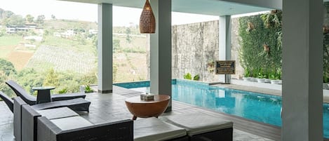 Piscine extérieure