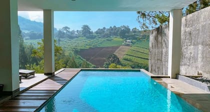 Green Forest Plantation View 6BR with Infinity Pool