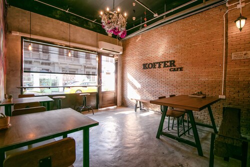 OYO 568 Art Hotel Hua Lamphong - Hostel