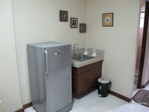 Deluxe Double Room | Private kitchenette | Fridge