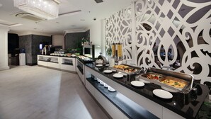 Buffet - White Monarch Hotel (Istanbul)