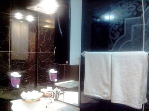 ห้องน้ำ