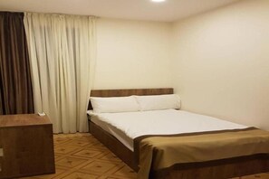 Room - Classic Hotel Tbilisi (Tbilisi)