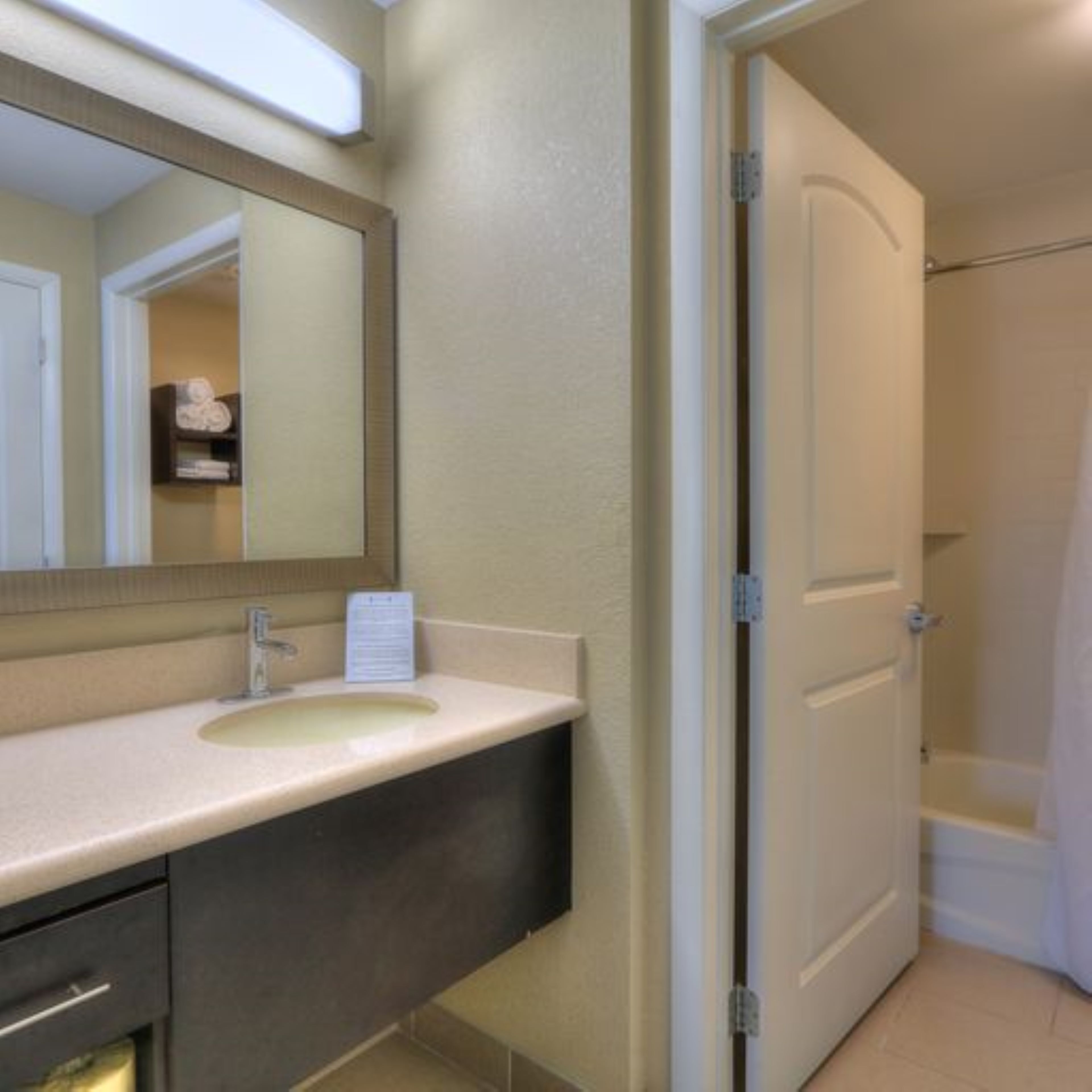 Foto - Staybridge Suites Knoxville West by IHG