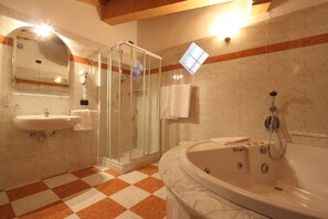 Double Room | Bathroom