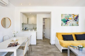 Bộ đồ giường cao cấp, trang trí khác biệt 