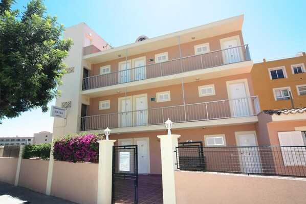 Exterior - Naika Studios & Apartments (Calvia)