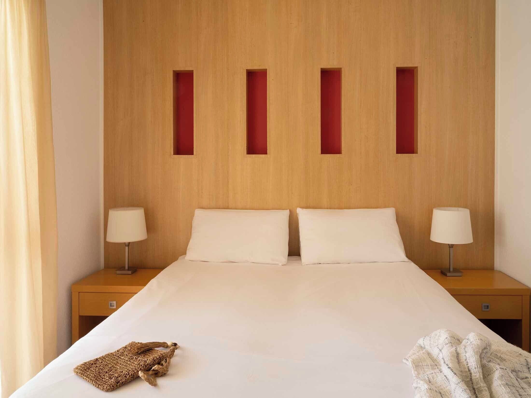 In-room safe, desk, iron/ironing board, cots/infant beds