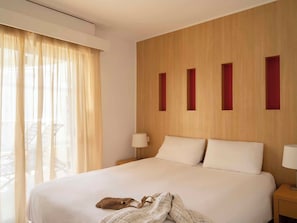 In-room safe, desk, iron/ironing board, cots/infant beds - Ona Garden Lago (Alcúdia)