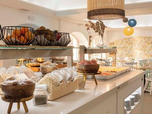 Daily continental breakfast for a fee - Ona Garden Lago (Alcúdia)