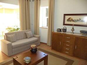 30-cm TV with cable channels - Casa Lagar Da Alagoa (Manteigas)