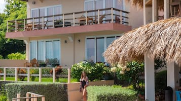 Mặt tiền nơi lưu trú