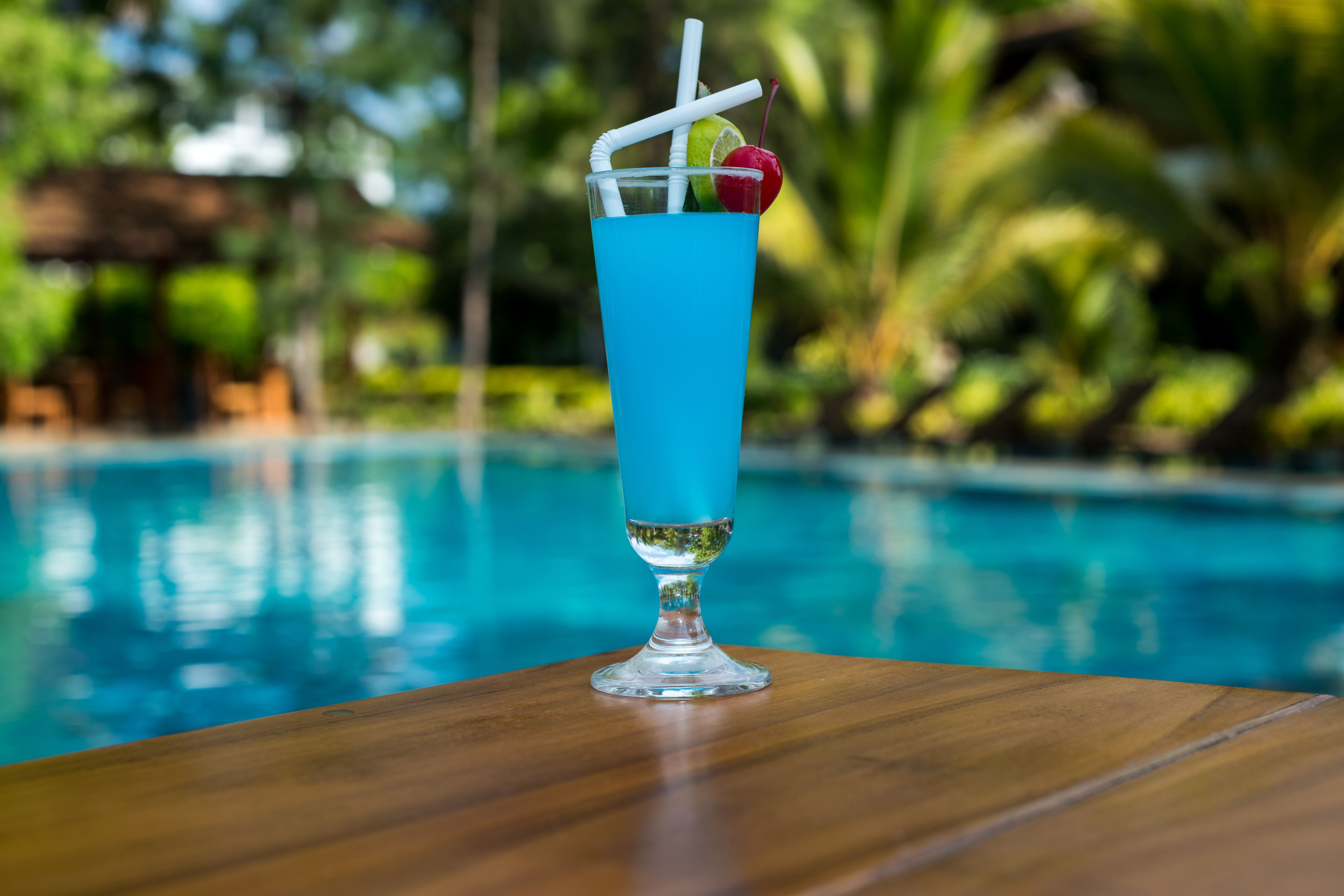 poolside bar