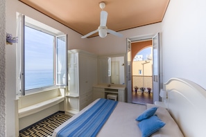 Double Room, Balcony, Sea View (pacchetto spiaggia) | Premium bedding, down duvets, desk, free WiFi