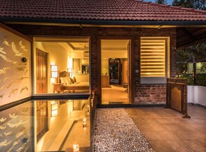Premium Pool Cottage with Plunge Pool | Private pool - Over The Hill (Neyyattinkara)
