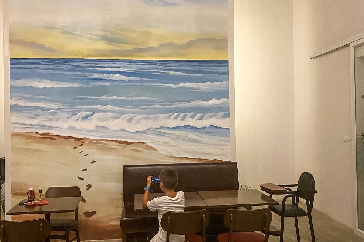 breakfast area