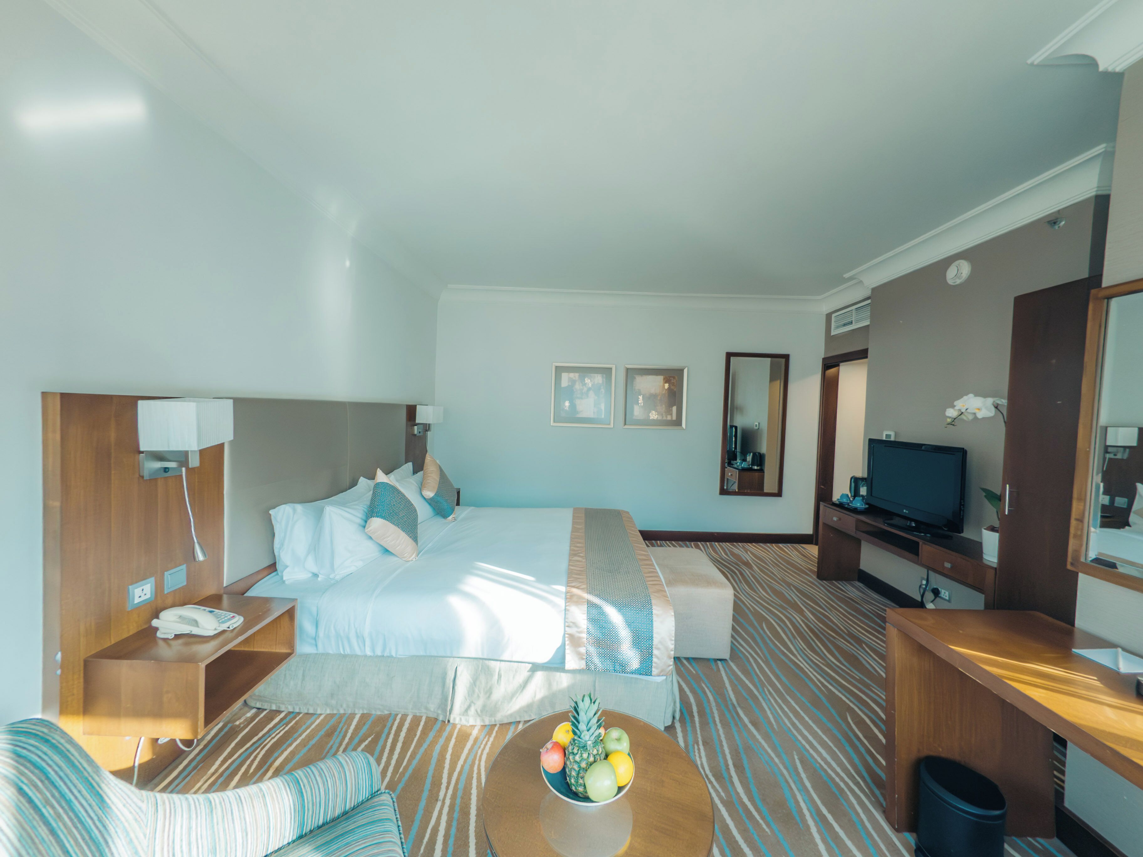 Photo - Copthorne Downtown by Millennium