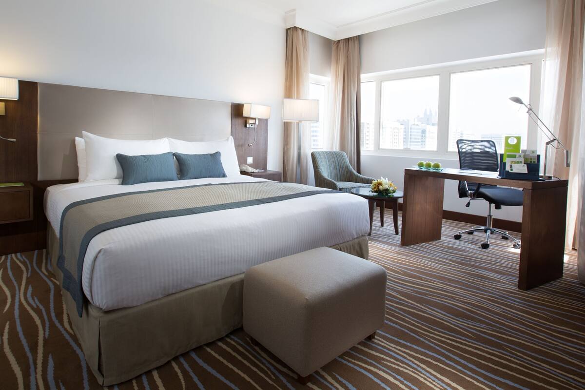 1 Schlafzimmer, Minibar, Zimmersafe, Schreibtisch