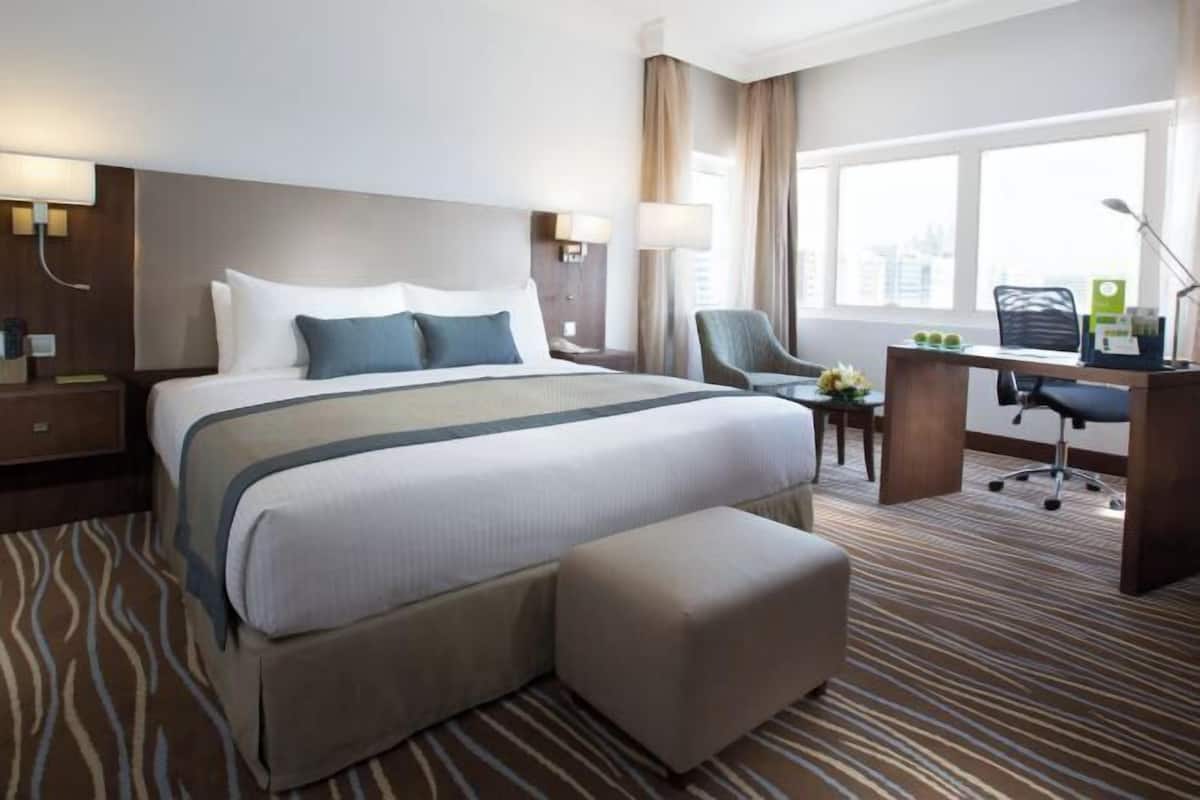 1 bedroom, minibar, in-room safe, desk