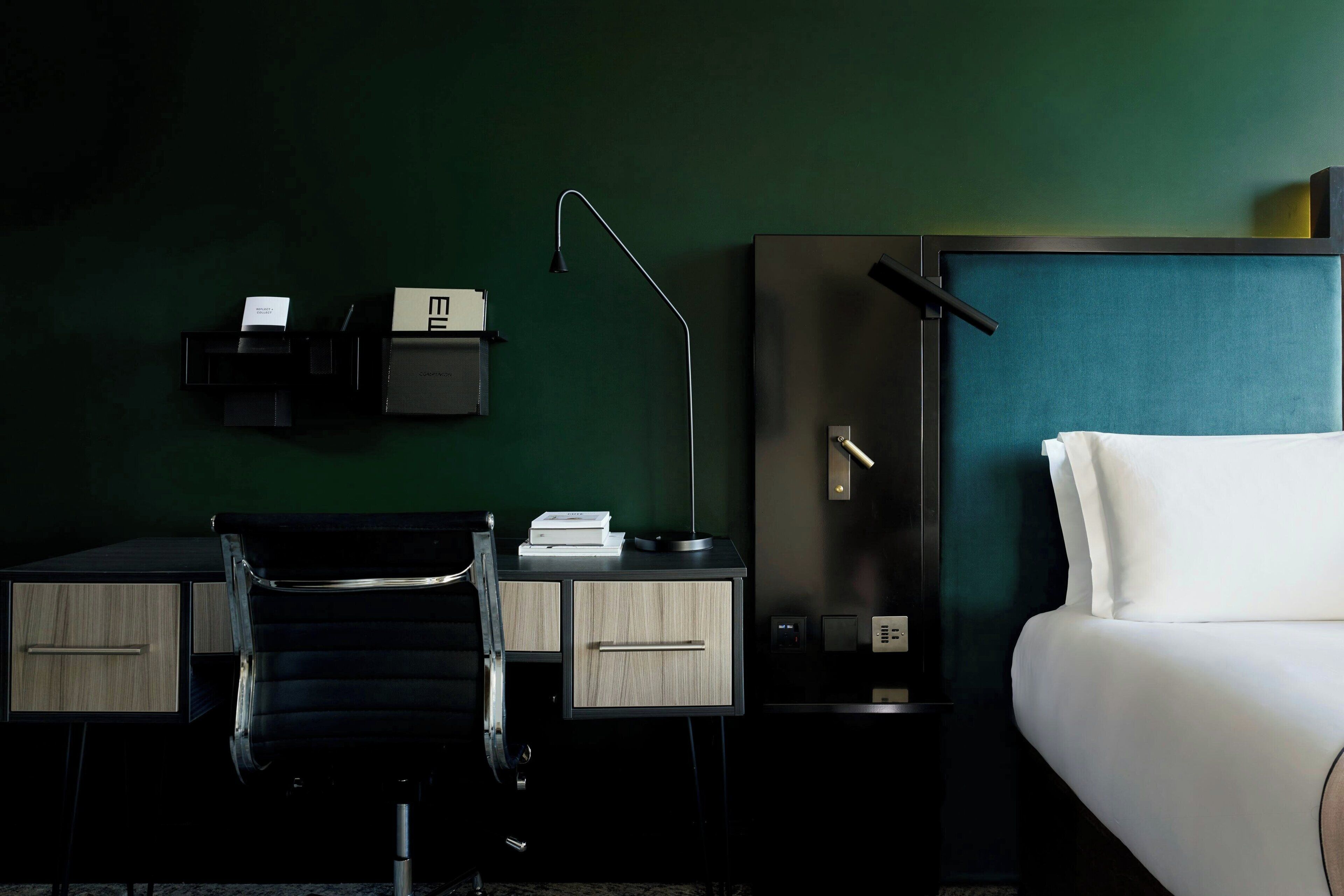 小型套房, 1 张双人床 (View) | 高档床上用品、羽绒被、迷你吧、客房内保险箱