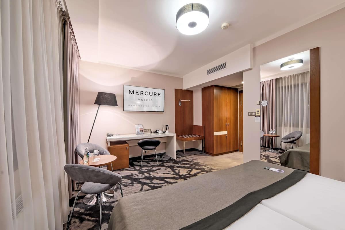 Comfort-Zimmer, 1 King-Bett | Hochwertige Bettwaren, Minibar, Zimmersafe, Schreibtisch