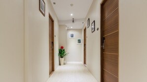 Hallway - OYO 75324 At samui boutique hotel (Koh Samui)
