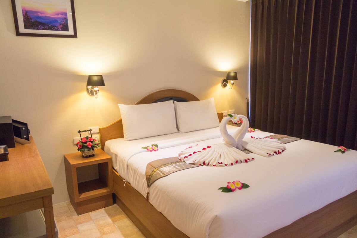 In-room safe, desk, blackout drapes, bed sheets