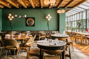 5 restaurants, breakfast, lunch, dinner served; Modern European cuisine - Rooms Hotel Tbilisi (Tbilisi)