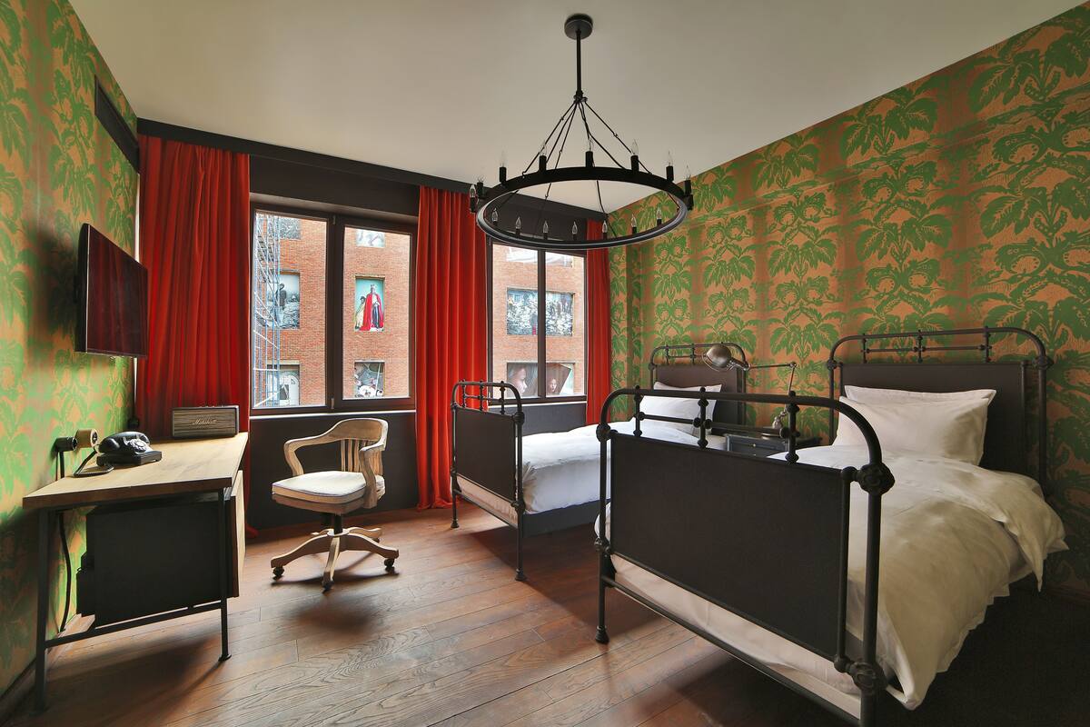 Premium bedding, Select Comfort beds, minibar, in-room safe