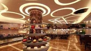 3 restaurants; breakfast, lunch, and dinner served - Ramada Suzhou Wujiang (Suzhou)
