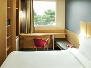 Standard Room, 1 Double Bed | In-room safe, desk, blackout drapes, soundproofing - Ibis Rio de Janeiro Parque Olimpico (Rio de Janeiro)