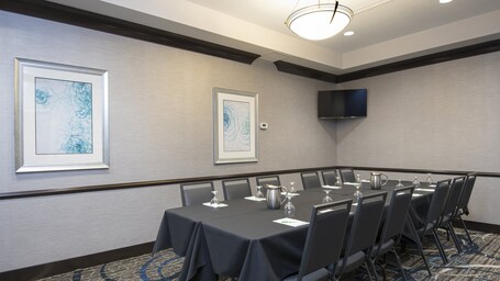 Holiday Inn Indianapolis Airport, an IHG Hotel - Image 36