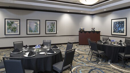 Holiday Inn Indianapolis Airport, an IHG Hotel - Image 13