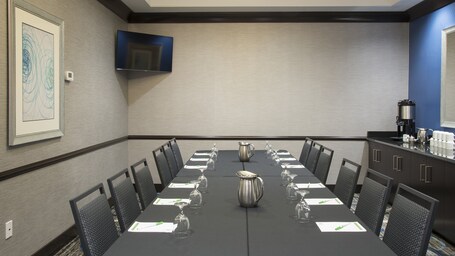 Holiday Inn Indianapolis Airport, an IHG Hotel - Image 34