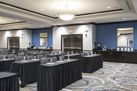 Holiday Inn Indianapolis Airport, an IHG Hotel - Image 32