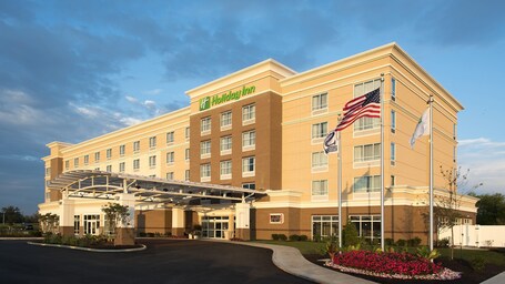 Holiday Inn Indianapolis Airport, an IHG Hotel - Image 43