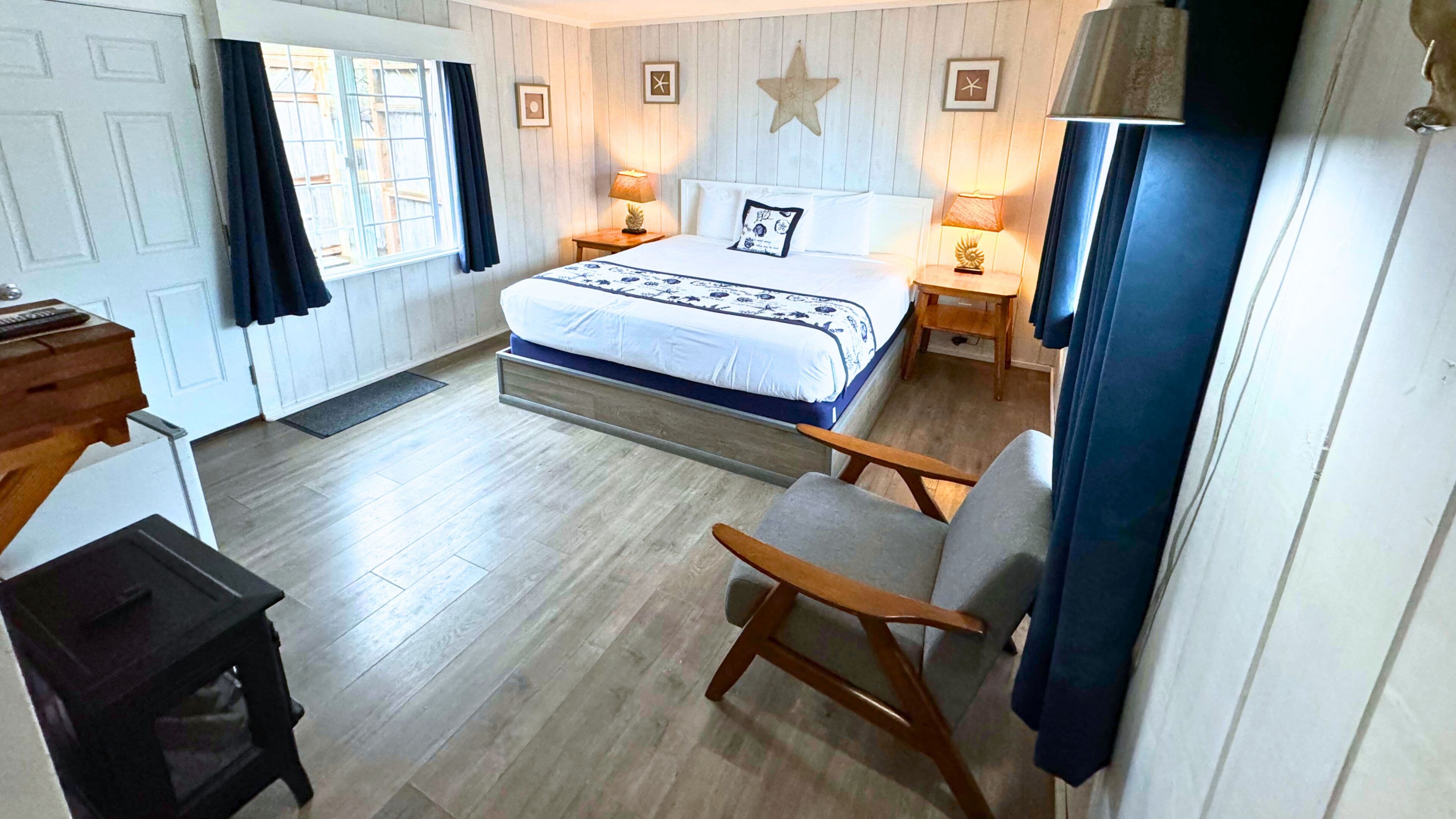Kamar Standar, 1 Tempat Tidur King, pemandangan gunung, lantai dasar | Seprai premium, Wi-Fi gratis, dan seprai linen