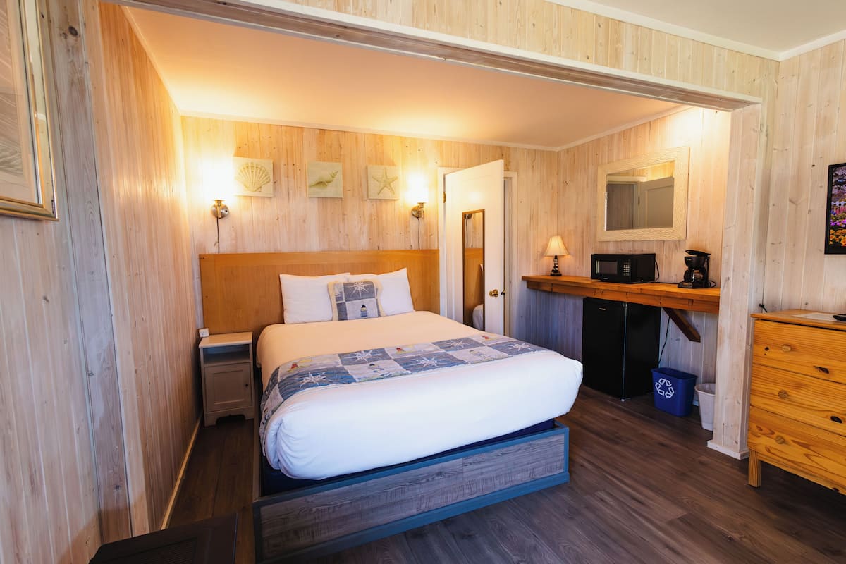 Deluxe Single Room, 1 Bedroom | Premium bedding, free WiFi, bed sheets