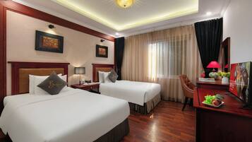 Junior Double or Twin Room | Minibar, desk, laptop workspace, soundproofing