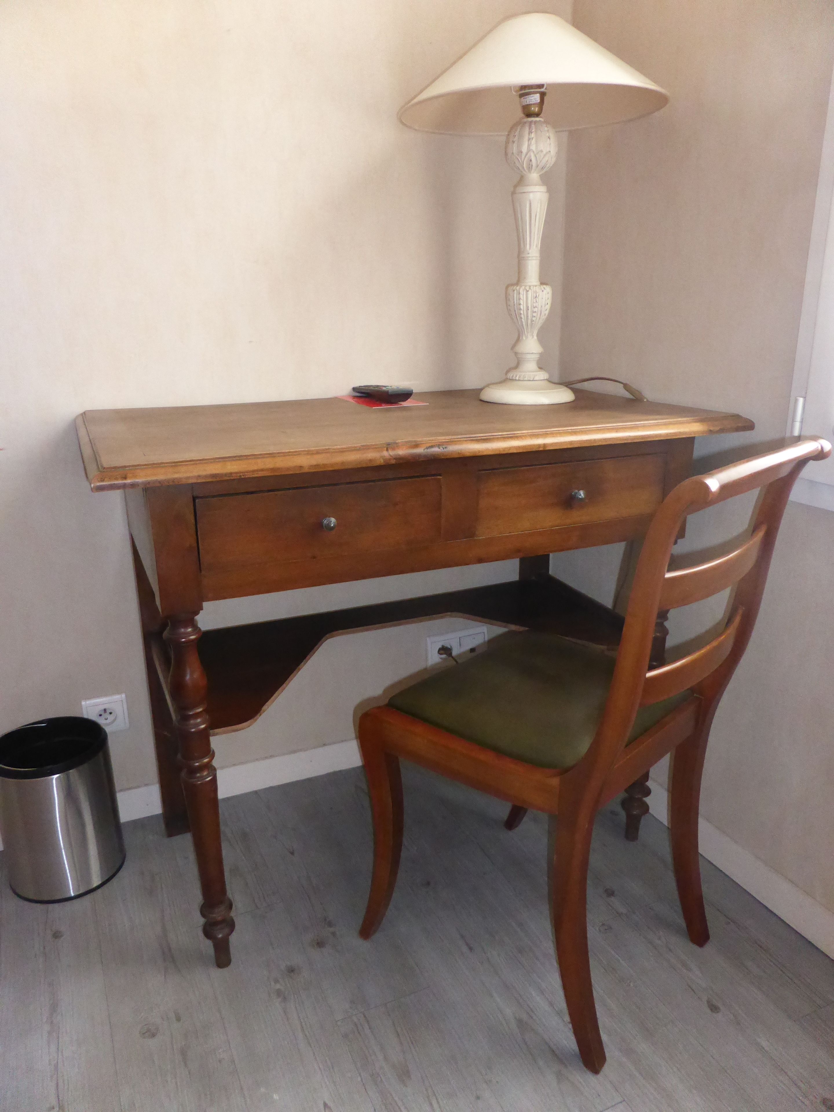 standard double room | room amenity