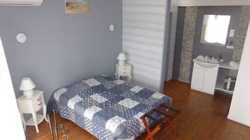 Chambre Double Standard | Décoration personnalisée, ameublement personnalisé, bureau