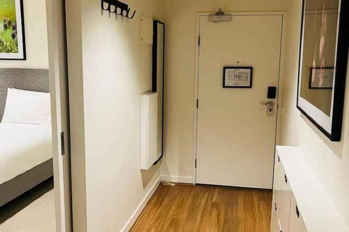 1 bedroom, in-room safe, iron/ironing board, free cribs/infant beds