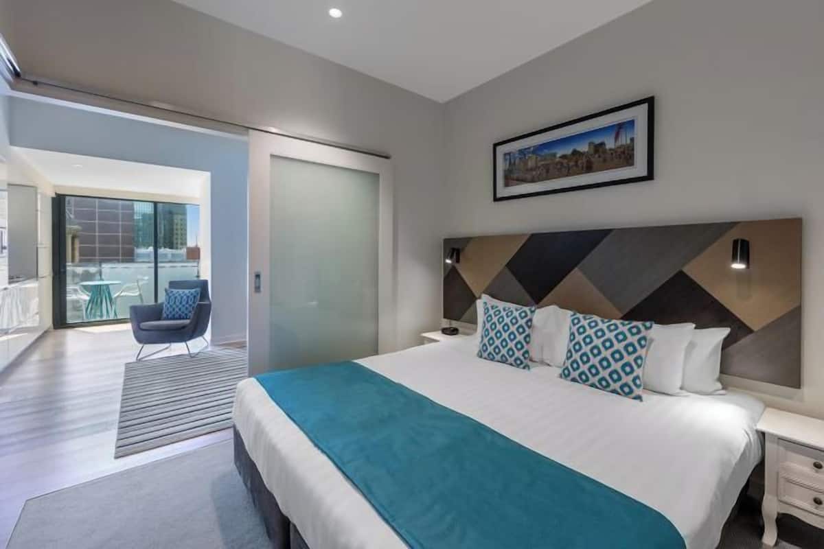 1 bedroom, in-room safe, iron/ironing board, free cots/infant beds
