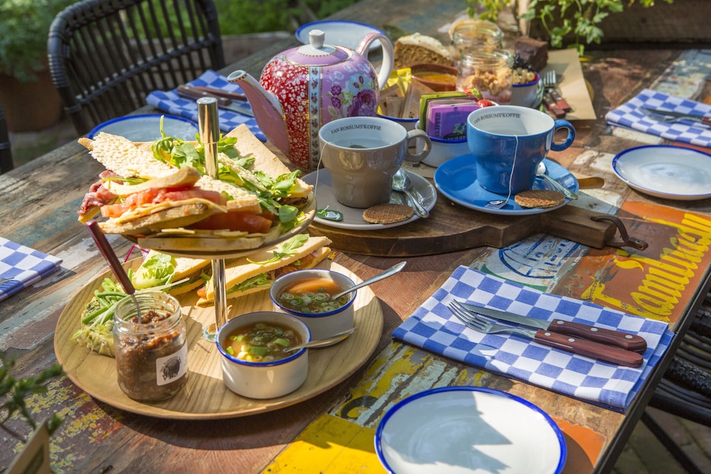 Van Rossum Café, Restaurant, Stadshotel by null