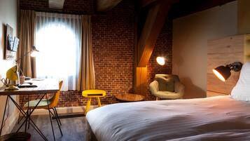 Suite clásica, 2 camas individuales | 1 habitación, ropa de cama de alta calidad y edredón