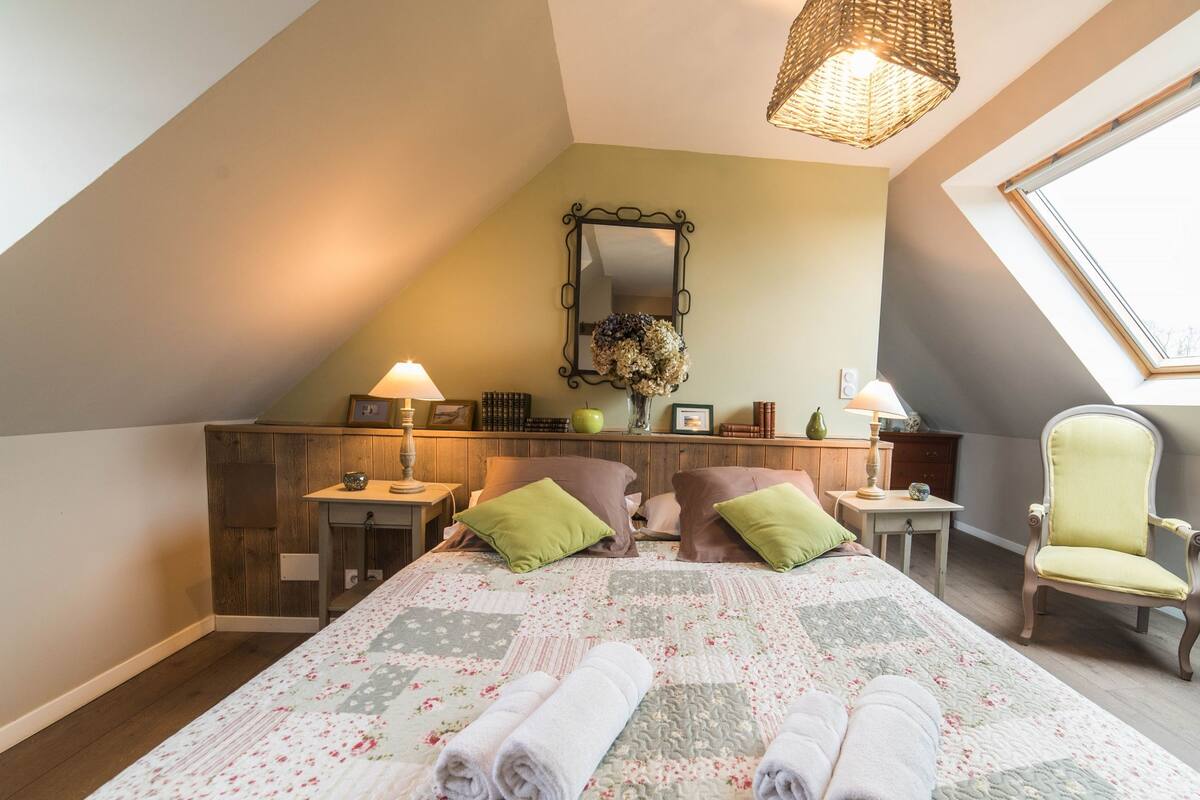Standard Double Room, Garden View