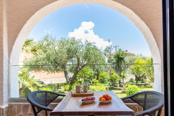 Apartment, 2 Schlafzimmer | Balkon